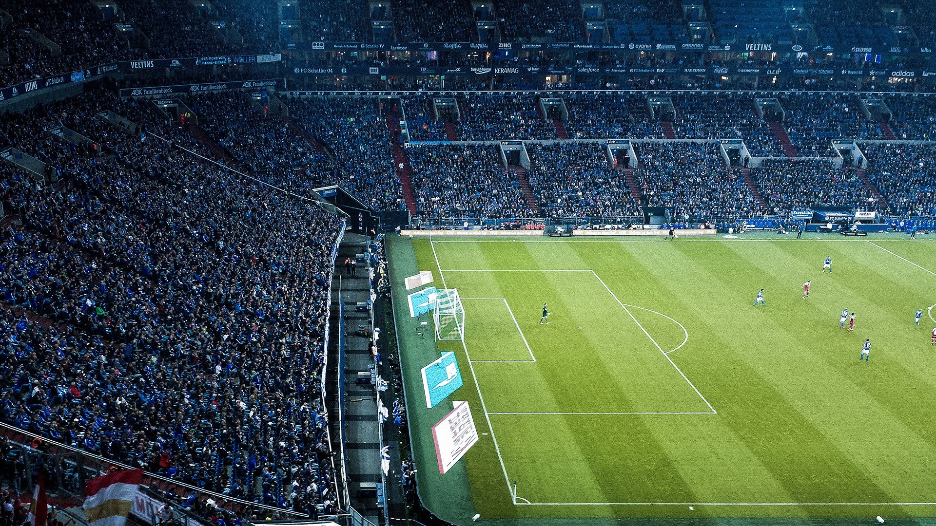 英超裁判语义模型提高跨语言判罚一致性,英超裁判是专职还是兼职