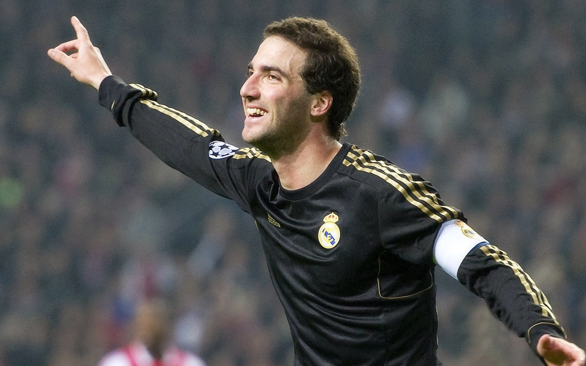 “举重盛宴：2025世界运动会高新体育中心上演力量巅峰较量”